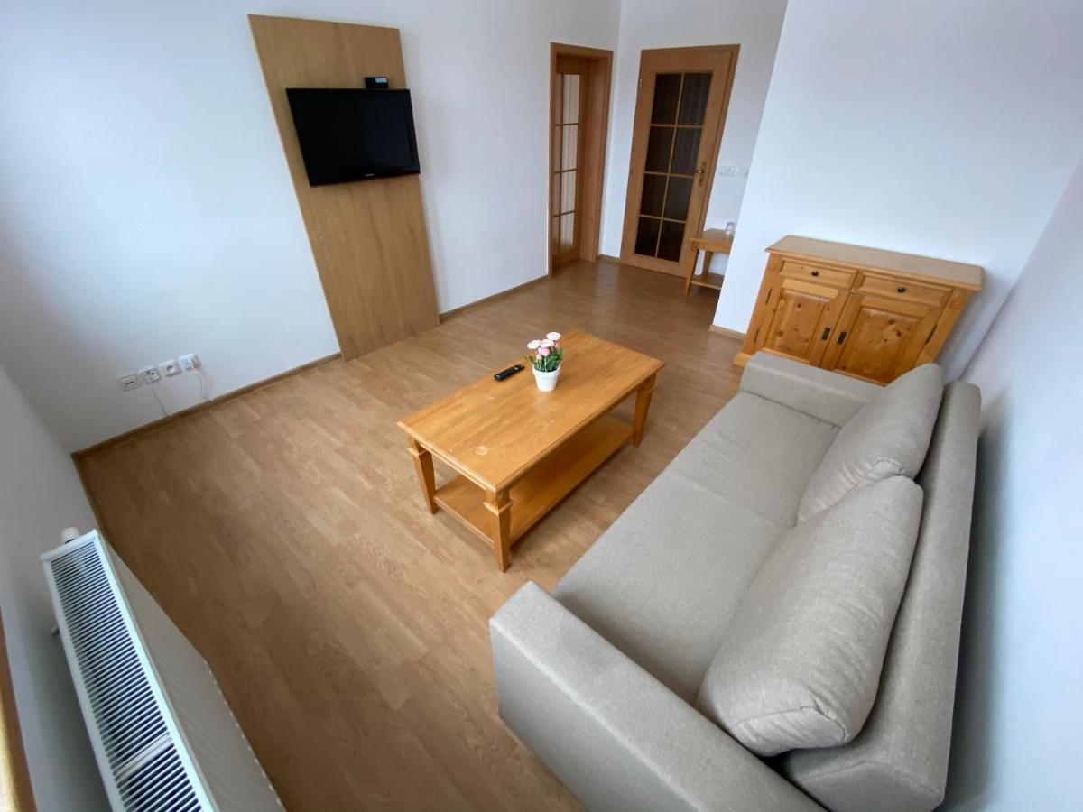 Hotel Zlaty Chlum Česká Ves Buitenkant foto