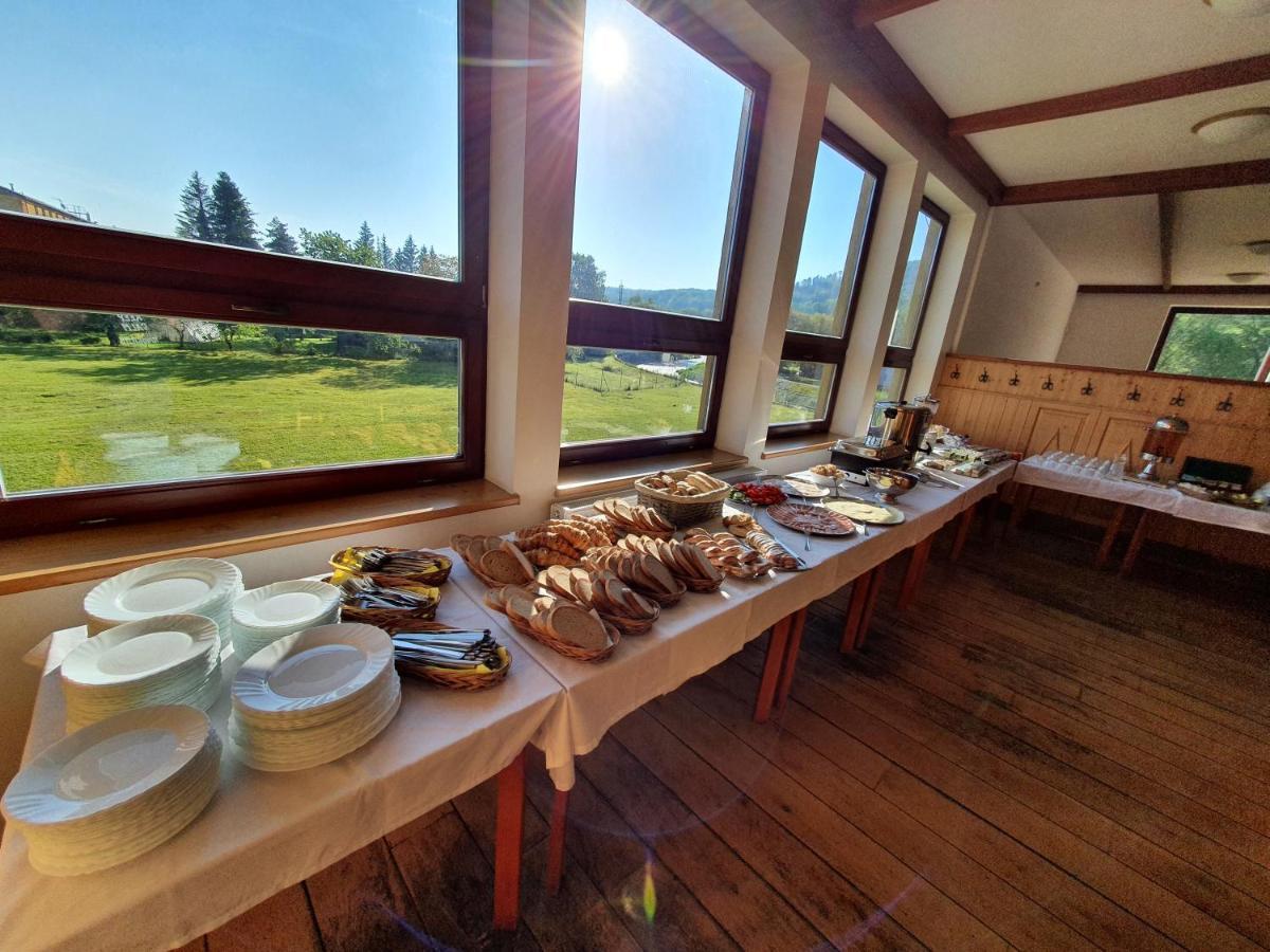 Hotel Zlaty Chlum Česká Ves Buitenkant foto