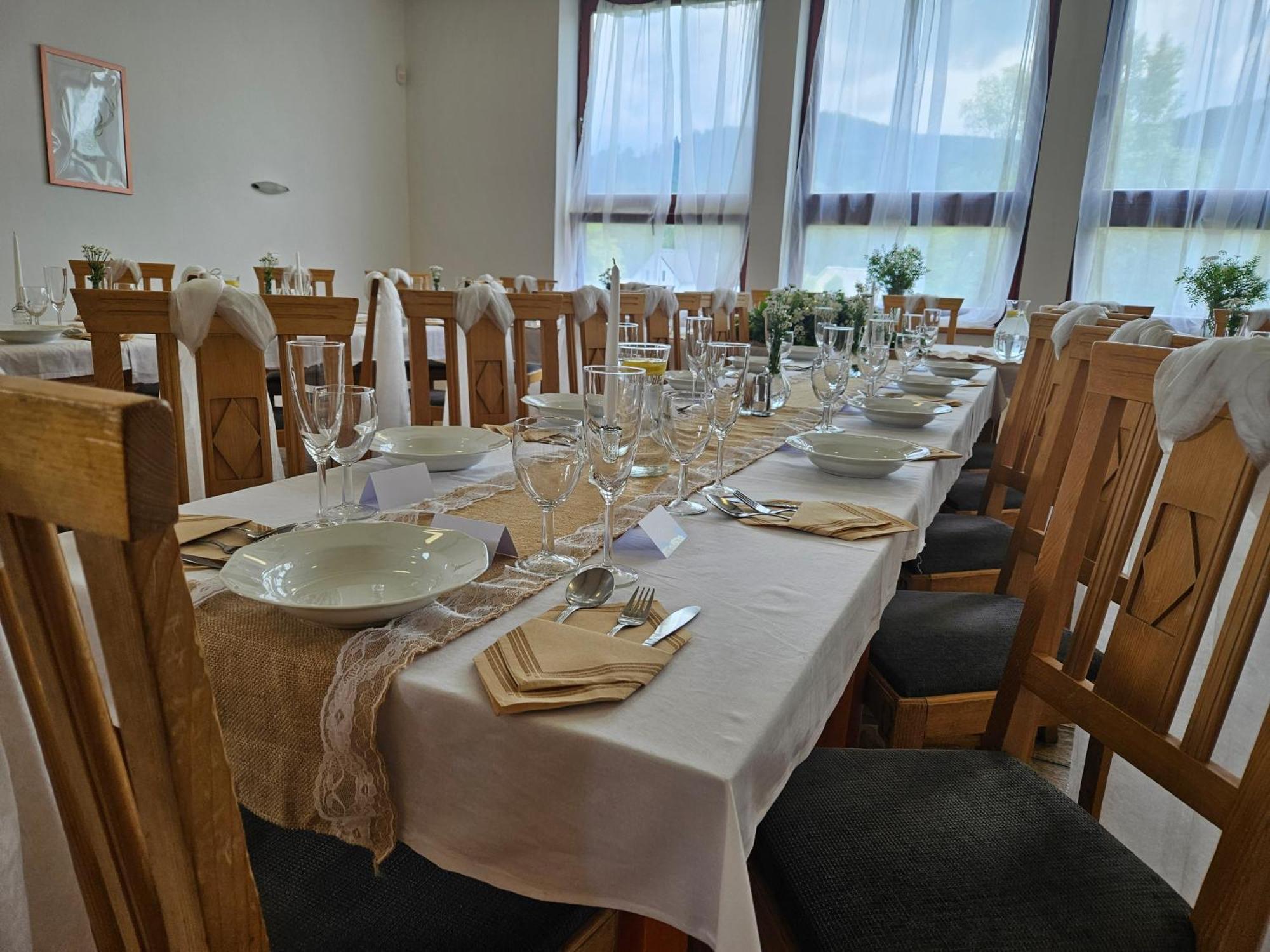 Hotel Zlaty Chlum Česká Ves Buitenkant foto