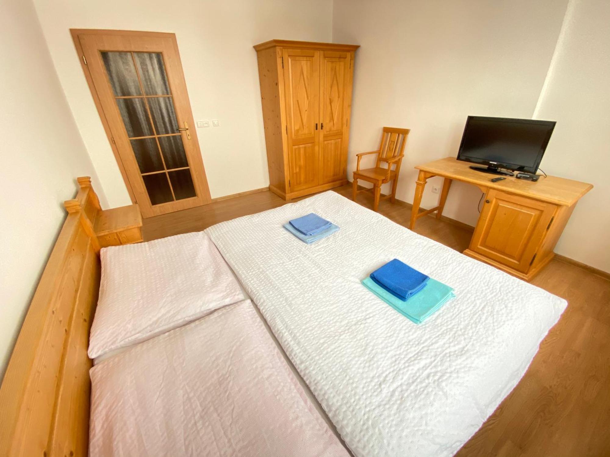 Hotel Zlaty Chlum Česká Ves Buitenkant foto